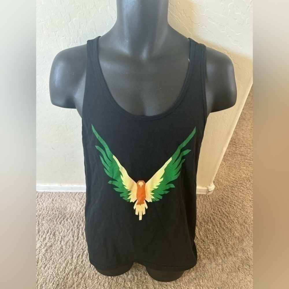 Men’s pre own Maverick by Logan Paul size L tank top